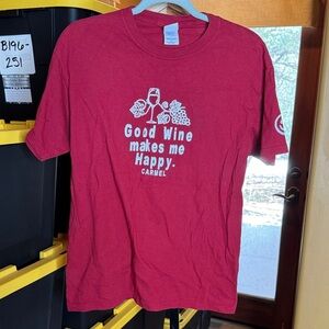 M&O Knits Heavyweight Red Carmel Good Wine Makes Me Happy Tee Size Medium